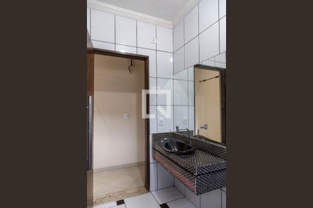 Banheiro de casa para alugar com 3 quartos, 300m² em Parque Jurema, Guarulhos