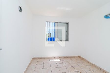 Quarto 1 de apartamento para alugar com 2 quartos, 50m² em Jardim Marilu, São Paulo