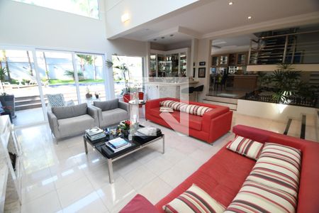 Sala de casa de condomínio à venda com 5 quartos, 527m² em Residencial Barão do Café, Campinas