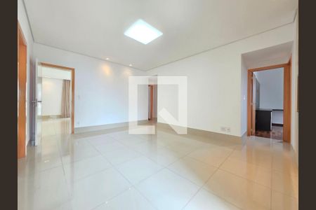 Sala íntima  de apartamento para alugar com 4 quartos, 280m² em Vila da Serra, Nova Lima