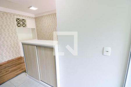 Sala / Cozinha de apartamento à venda com 2 quartos, 54m² em Santo Amaro, São Paulo
