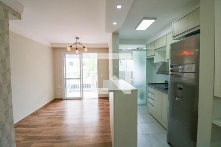Sala / Cozinha de apartamento à venda com 2 quartos, 54m² em Santo Amaro, São Paulo