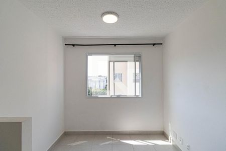 Sala/Cozinha/Área de Serviço  de apartamento para alugar com 2 quartos, 32m² em Itaquera, São Paulo