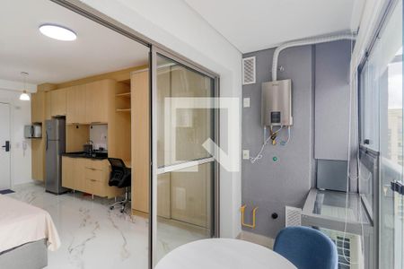 Varanda de kitnet/studio à venda com 1 quarto, 30m² em Santo Amaro, São Paulo