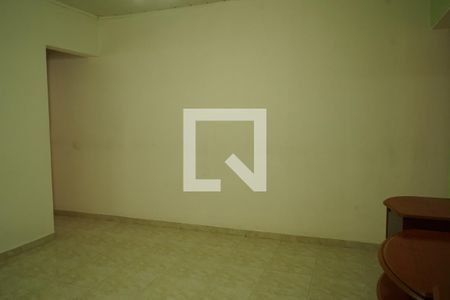Sala de casa para alugar com 2 quartos, 140m² em Vila Antonina, São Paulo