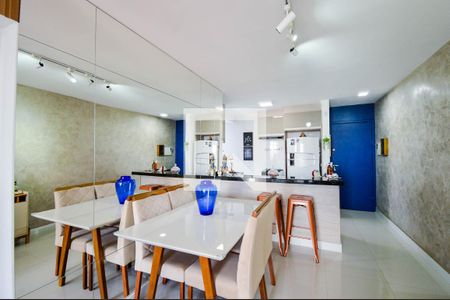 Sala de apartamento à venda com 3 quartos, 70m² em Jardim Sao Judas Tadeu, Guarulhos