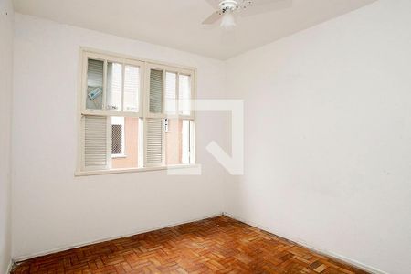 Quarto 2 de apartamento para alugar com 2 quartos, 68m² em Petrópolis, Porto Alegre