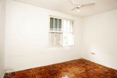 Quarto 1 de apartamento para alugar com 2 quartos, 68m² em Petrópolis, Porto Alegre