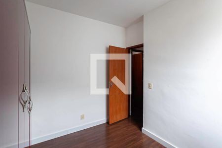 Quarto 2 de apartamento para alugar com 3 quartos, 59m² em Nova Granada, Belo Horizonte