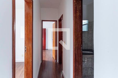 Corredor de apartamento para alugar com 3 quartos, 59m² em Nova Granada, Belo Horizonte