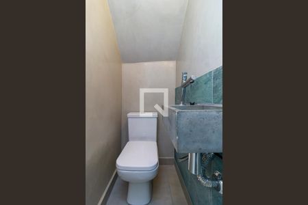 Lavabo de casa para alugar com 3 quartos, 110m² em Vila Cordeiro, São Paulo