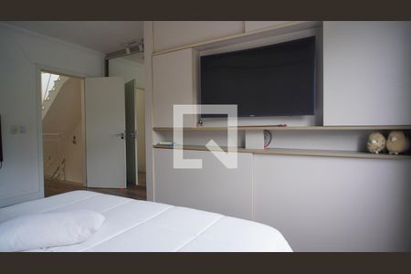 Suite 1 de casa à venda com 3 quartos, 310m² em Tristeza, Porto Alegre