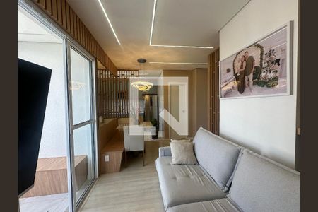 Sala de apartamento à venda com 2 quartos, 68m² em Jardim Tupanci, Barueri