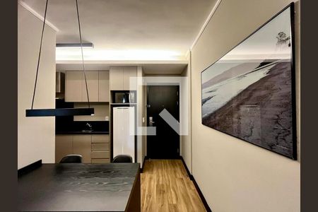 Sala de apartamento para alugar com 1 quarto, 38m² em Cambuí, Campinas
