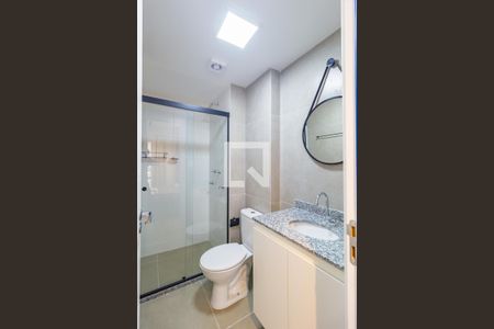 Banheiro de kitnet/studio para alugar com 1 quarto, 25m² em Mooca, São Paulo