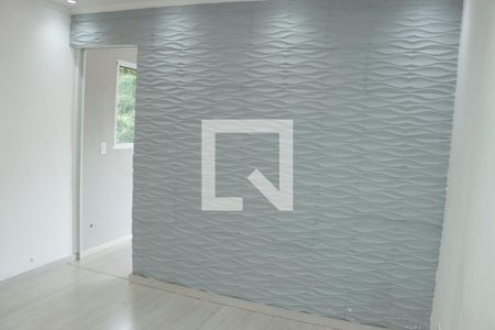 Casa de Condomínio para alugar com 3 quartos, 129m² em Jardim Rosalina, Cotia