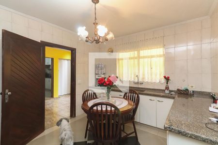 Copa de casa à venda com 3 quartos, 200m² em Vila Medeiros, São Paulo