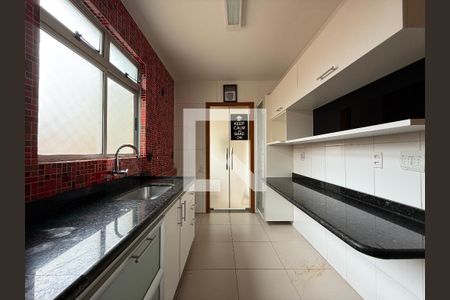 Apartamento à venda com 3 quartos, 75m² em Manacás, Belo Horizonte