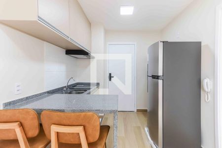 Sala / Cozinha de apartamento para alugar com 1 quarto, 24m² em Butantã, São Paulo