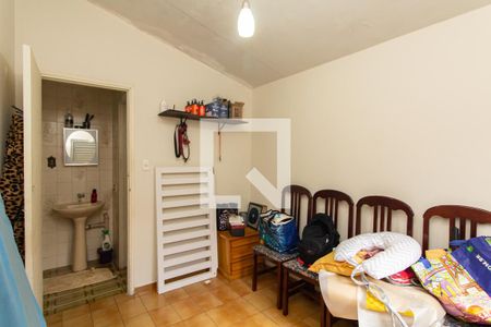 Casa à venda com 4 quartos, 190m² em Conjunto Residencial José Bonifácio, São Paulo