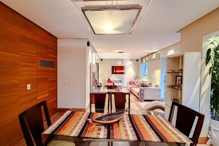 Sala de apartamento à venda com 3 quartos, 133m² em Vila Mariana, São Paulo