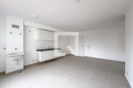 Sala e cozinha de apartamento para alugar com 2 quartos, 57m² em Ipiranga, São Paulo