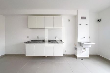Sala e cozinha de apartamento para alugar com 3 quartos, 71m² em Ipiranga, São Paulo