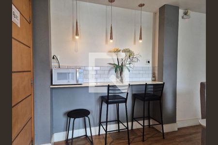 Sala  de apartamento para alugar com 2 quartos, 55m² em Recreio dos Bandeirantes, Rio de Janeiro