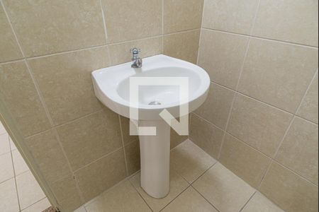 Banheiro de kitnet/studio para alugar com 1 quarto, 30m² em Bela Vista, São Paulo