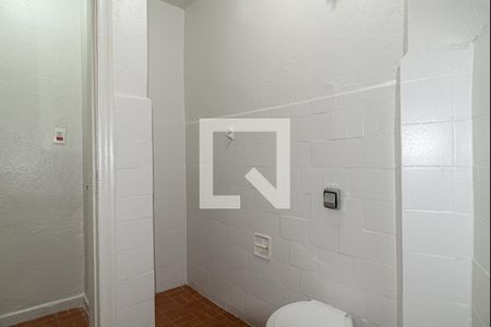 Banheiro de kitnet/studio para alugar com 1 quarto, 30m² em Santa Cecilia, São Paulo