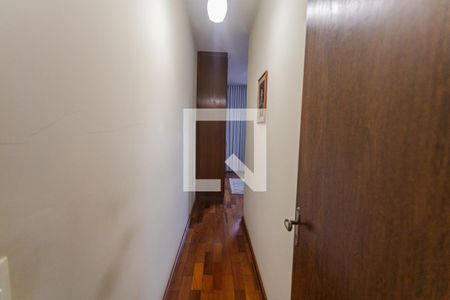 Suíte de casa à venda com 4 quartos, 360m² em Casa Branca, Belo Horizonte