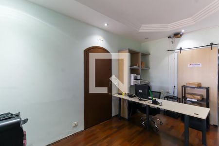 Sala de casa para alugar com 3 quartos, 250m² em Vila Bertioga, São Paulo