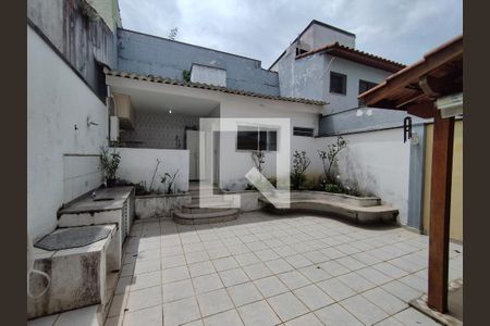 Quintal  de casa para alugar com 3 quartos, 180m² em Cursino, São Paulo