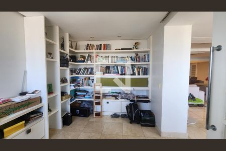 Gabinete  de apartamento para alugar com 4 quartos, 330m² em Rio Vermelho, Salvador