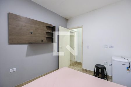 Suíte 1 de casa para alugar com 2 quartos, 130m² em Jardim Maria Luiza, Taboão da Serra