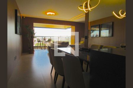 Sala de apartamento à venda com 2 quartos, 83m² em Continental, Osasco