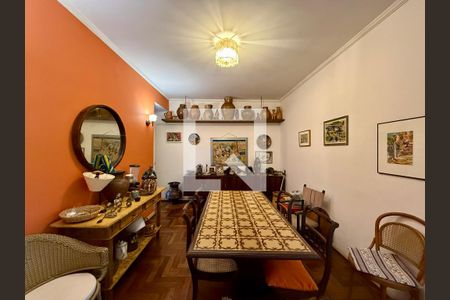 Sala de casa à venda com 3 quartos, 350m² em Campo Belo, São Paulo