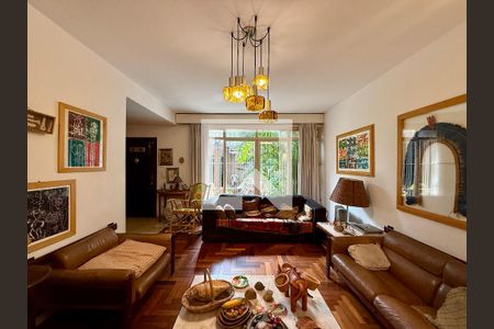 Sala de casa à venda com 3 quartos, 350m² em Campo Belo, São Paulo