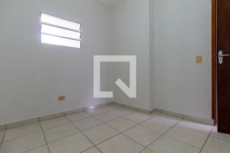 Quarto 1 de casa para alugar com 2 quartos, 61m² em Vila Nhocuné, São Paulo