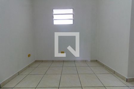Quarto 1 de casa para alugar com 2 quartos, 61m² em Vila Nhocuné, São Paulo