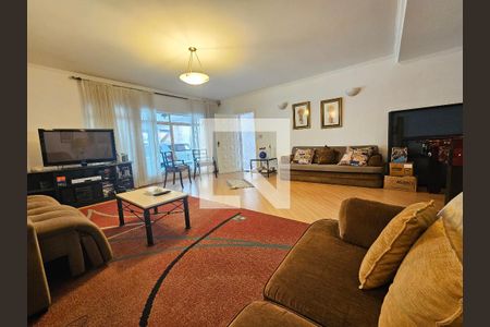 Sala de casa para alugar com 3 quartos, 180m² em Vila Sao Francisco (zona Sul), São Paulo