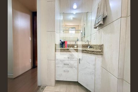 Banheiro da Suíte de apartamento à venda com 2 quartos, 60m² em Minas Brasil, Belo Horizonte