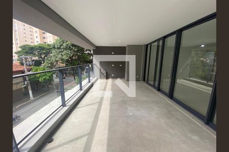 Apartamento à venda com 4 quartos, 189m² em Vila Uberabinha, São Paulo