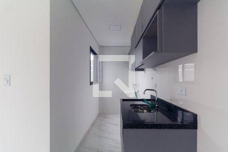 Cozinha de apartamento para alugar com 2 quartos, 42m² em Vila Paulo Silas, São Paulo