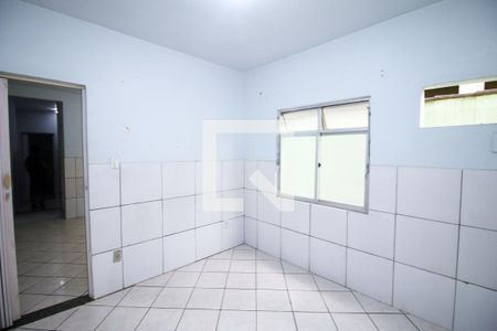 Quarto 1 de casa para alugar com 2 quartos, 65m² em Pavuna, Rio de Janeiro