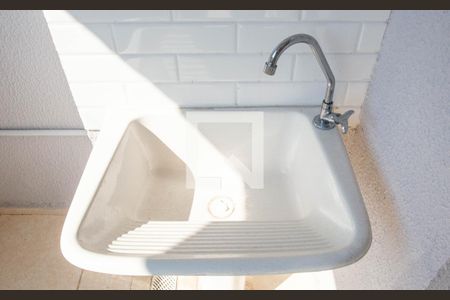 Varanda/Area de Serviço de apartamento à venda com 2 quartos, 45m² em Canhema, Diadema