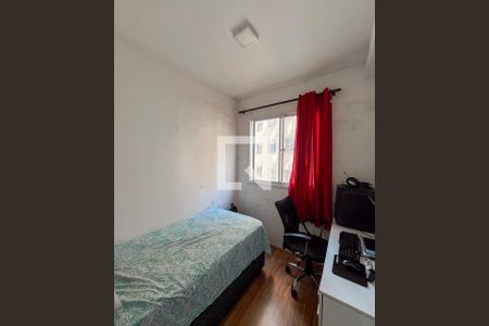 Quarto 1 de apartamento para alugar com 2 quartos, 32m² em Parque Fongaro, São Paulo