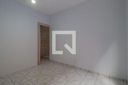 Quarto 1 de casa para alugar com 2 quartos, 60m² em Vila Falchi, Mauá