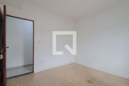 Quarto 1 de casa para alugar com 2 quartos, 110m² em Vila Falchi, Mauá