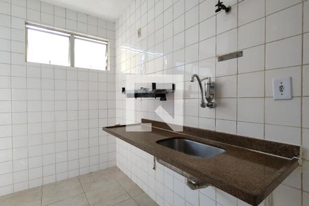 Cozinha   de apartamento à venda com 3 quartos, 55m² em Jacarepaguá, Rio de Janeiro